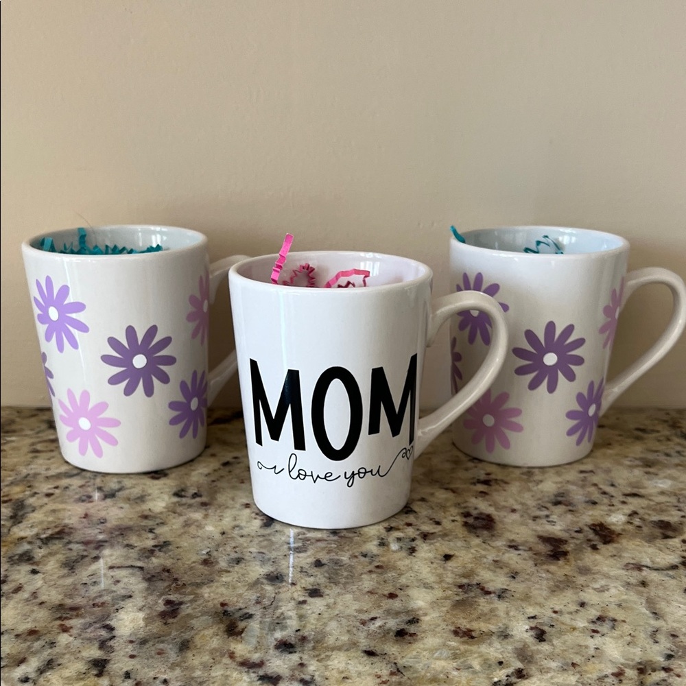 Floral and MOM Love You Mugs